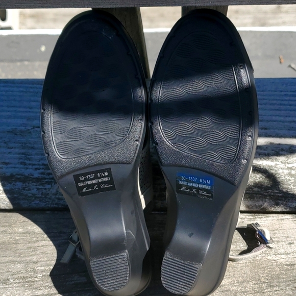 EASY STREET SANDAL CONFORT WAVE SIZE 6 1/2 - Picture 5 of 17